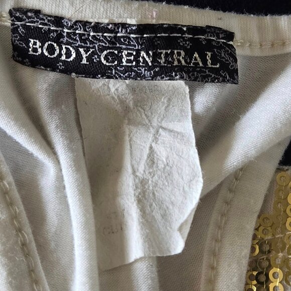 Women's Size Medium Cream  W/Gold Sequin Racer Back Tank - Picture 7 of 7